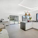 Alba House
