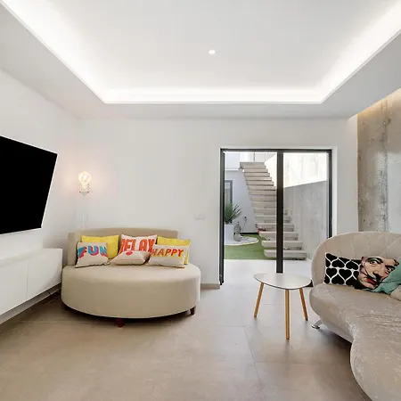 Alba House וילה אדחה