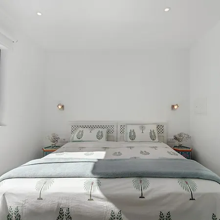 Alba House Villa *