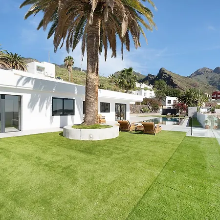Alba House Villa *