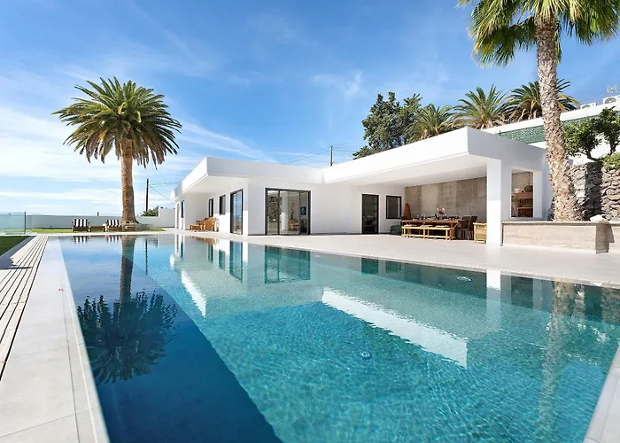 Alba House 阿德耶